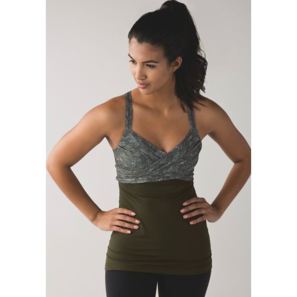 Lululemon Luxtreme Mesh Yoga Tank Top Olive Green Patterned Racerback C/D Cup 8